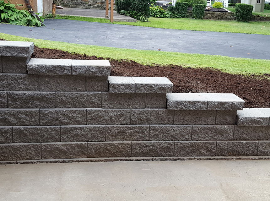 McGinn Landscaping - Versa-Lok Natural